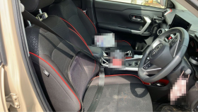 内装前方シート