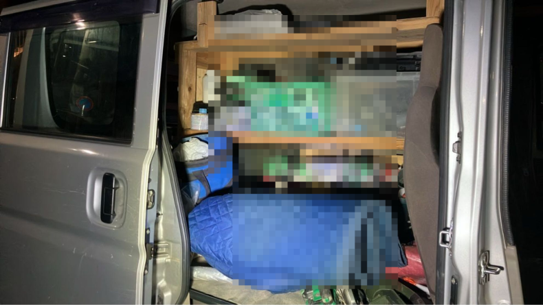 内装後方シート