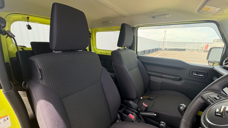 内装前方シート