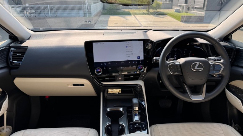 内装インパネ全体