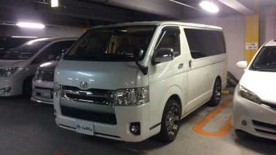 car_main_img