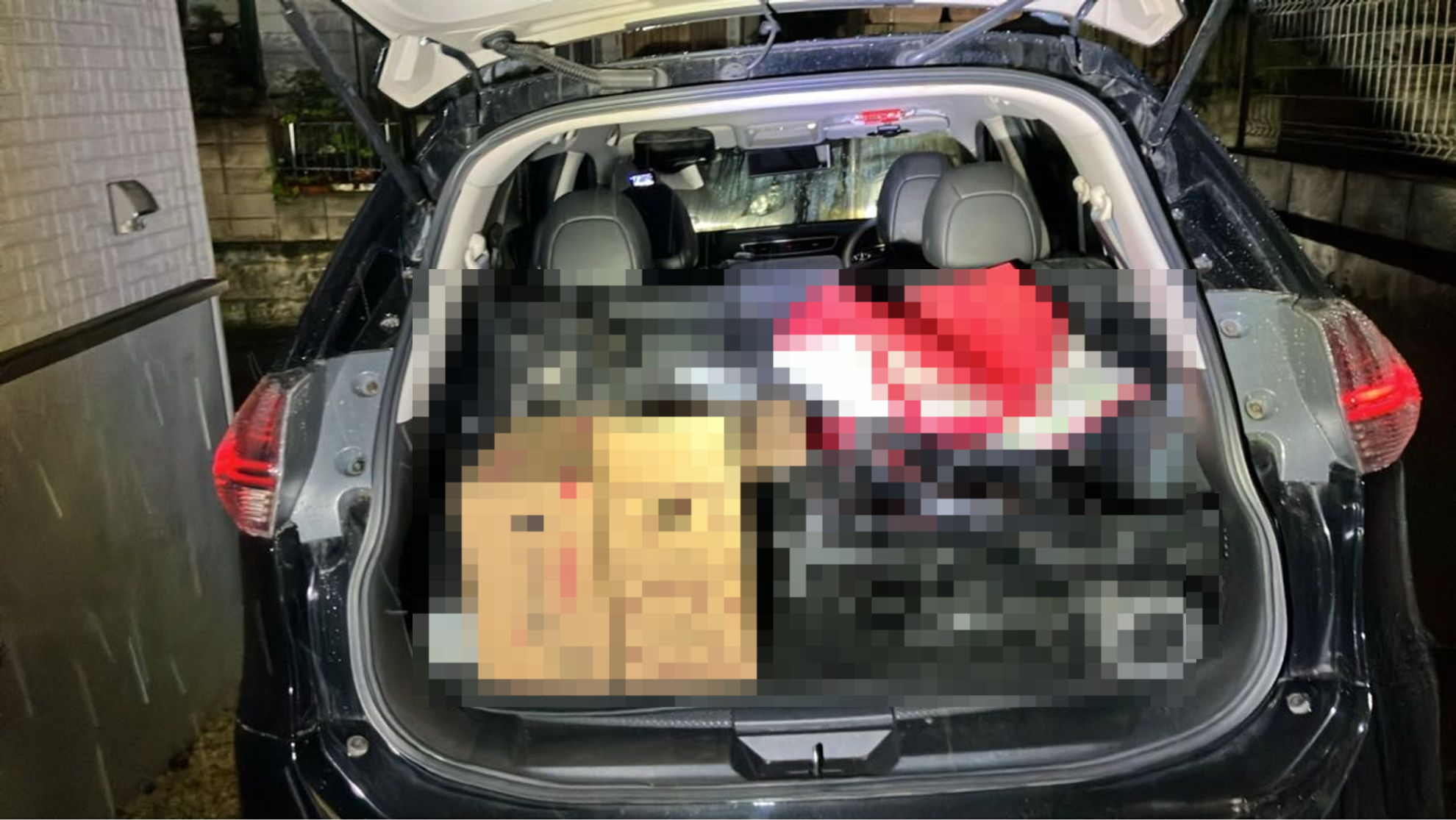 内装トランク