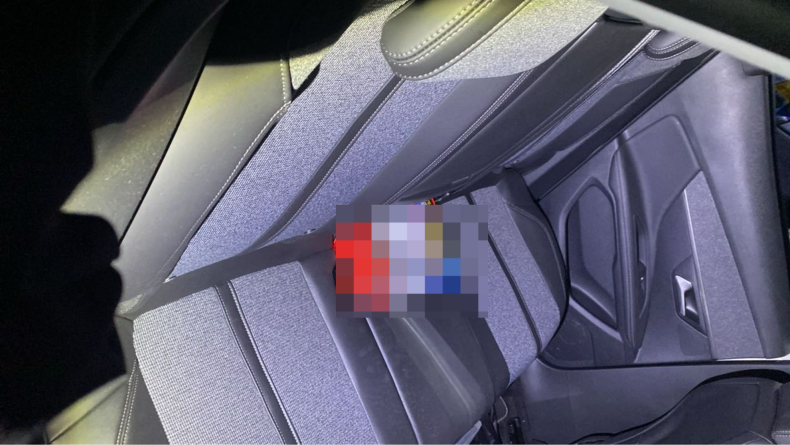 内装後方シート