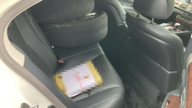 内装後方シート