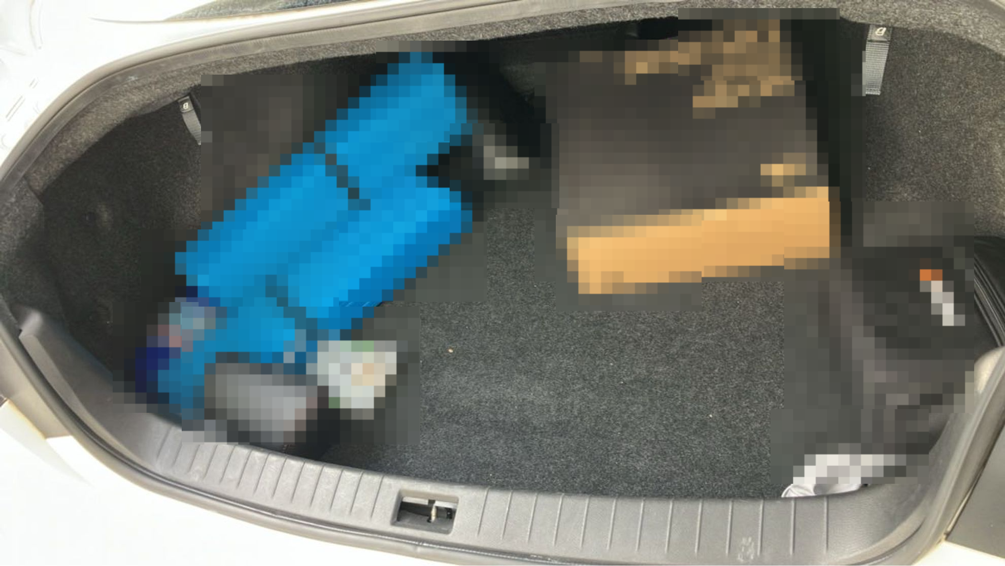 内装トランク