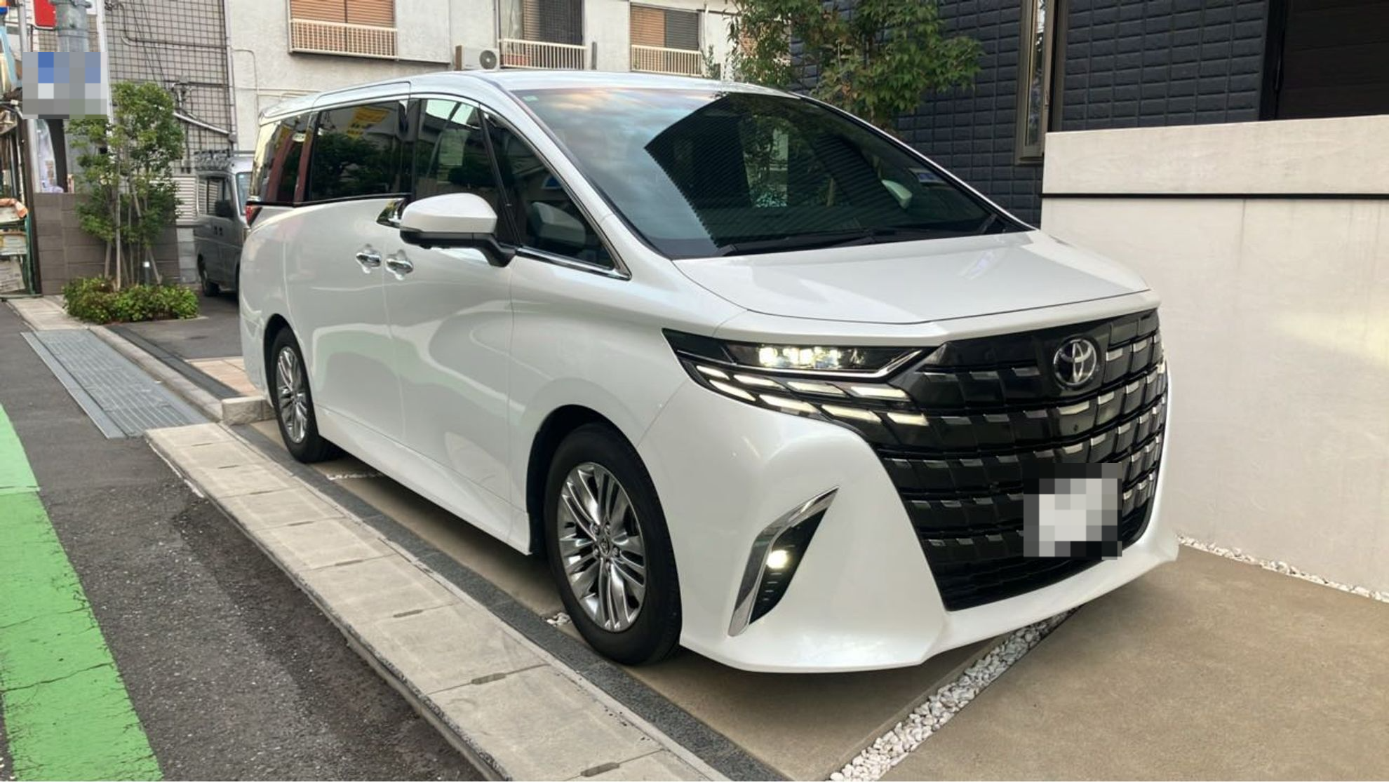 外装右前