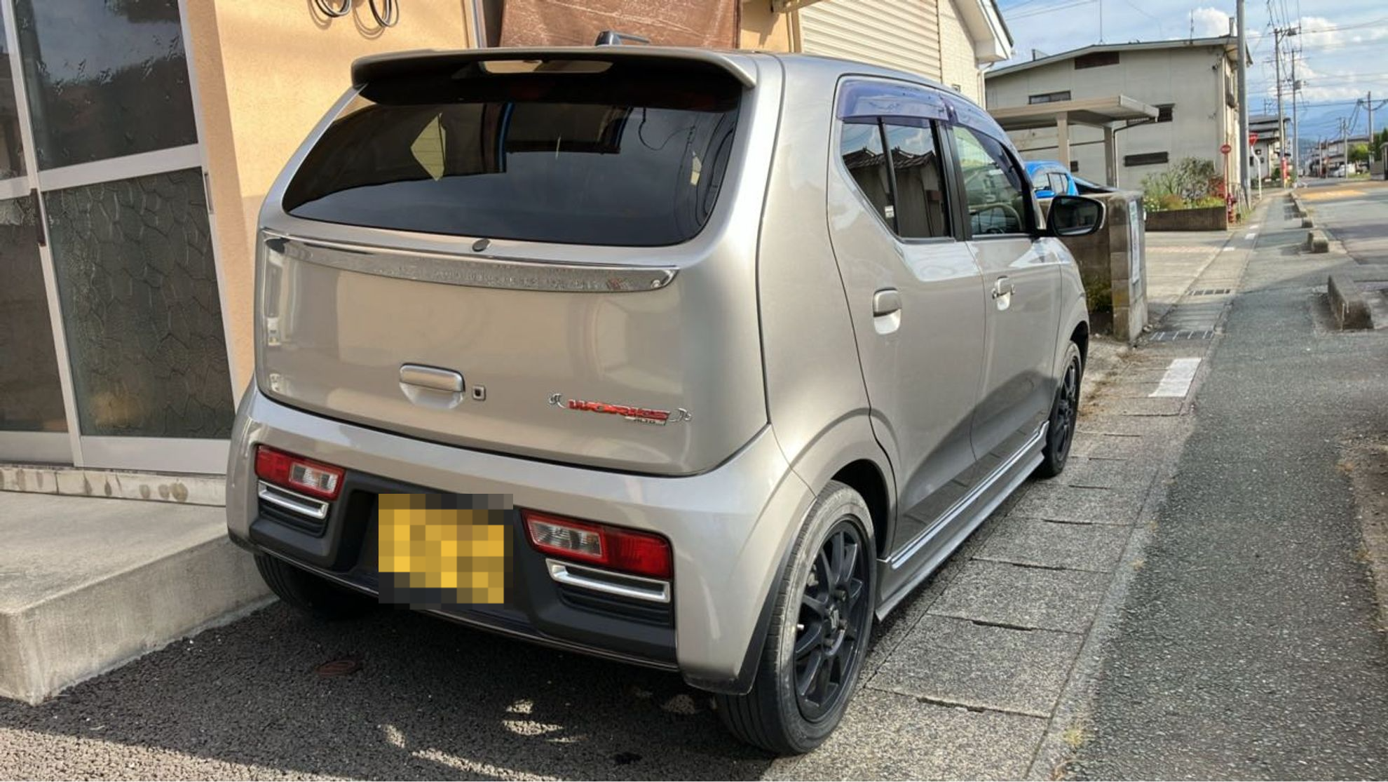 外装右後