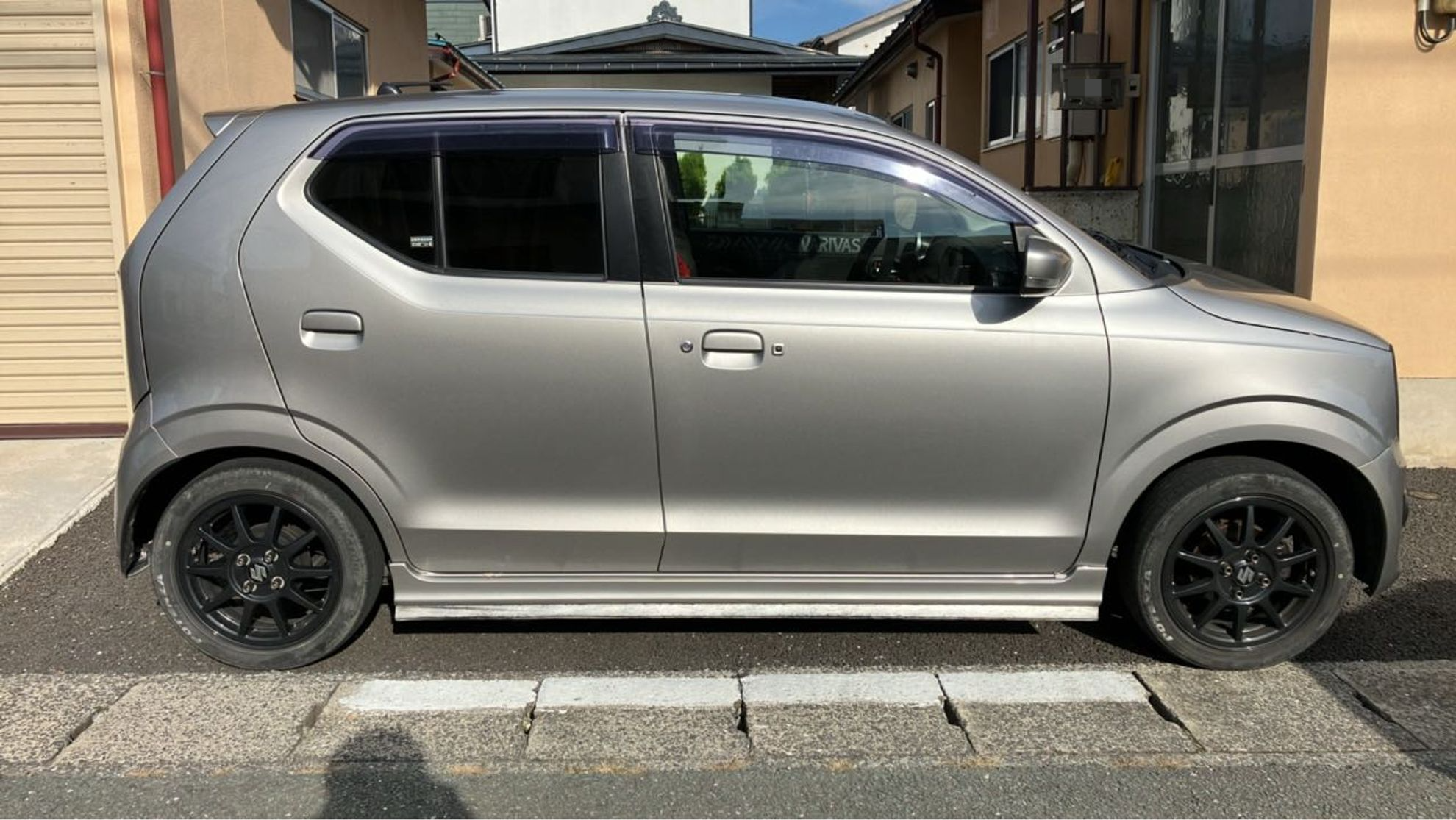 外装右