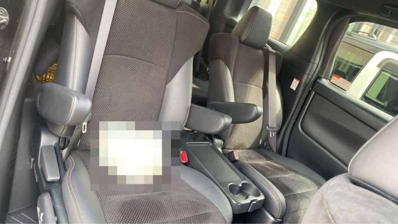 内装後方シート