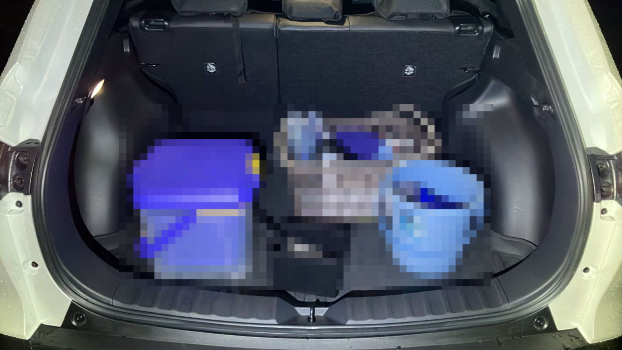内装トランク