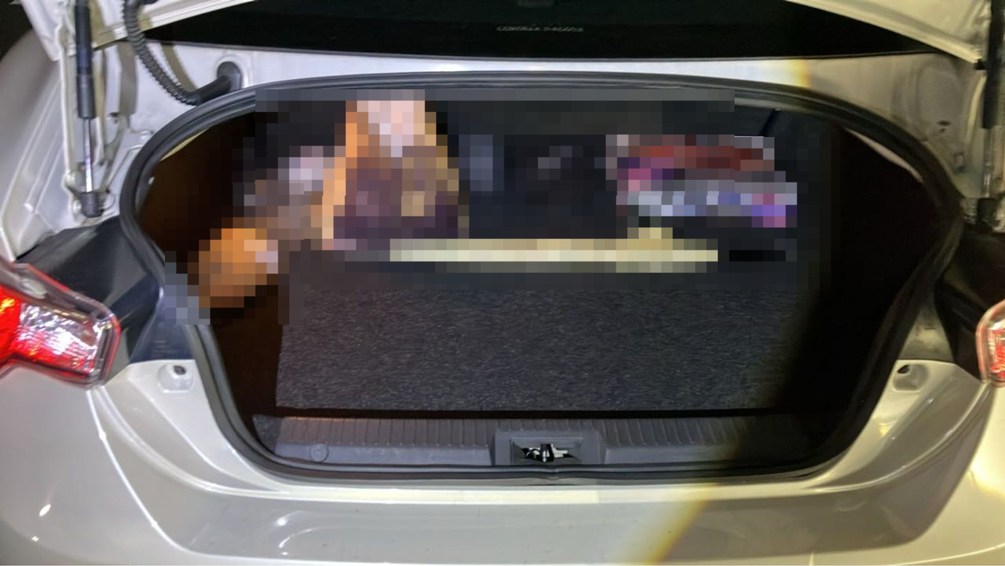 内装トランク