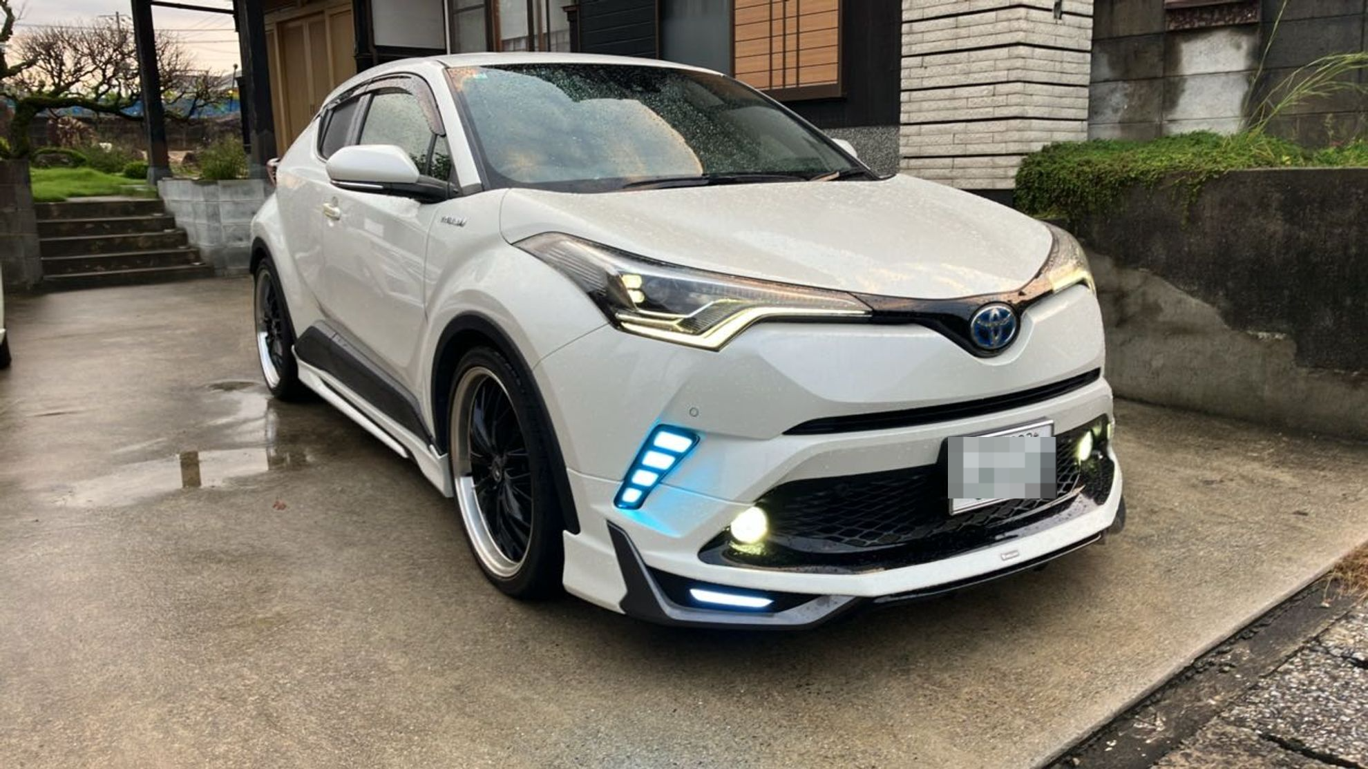 外装右前