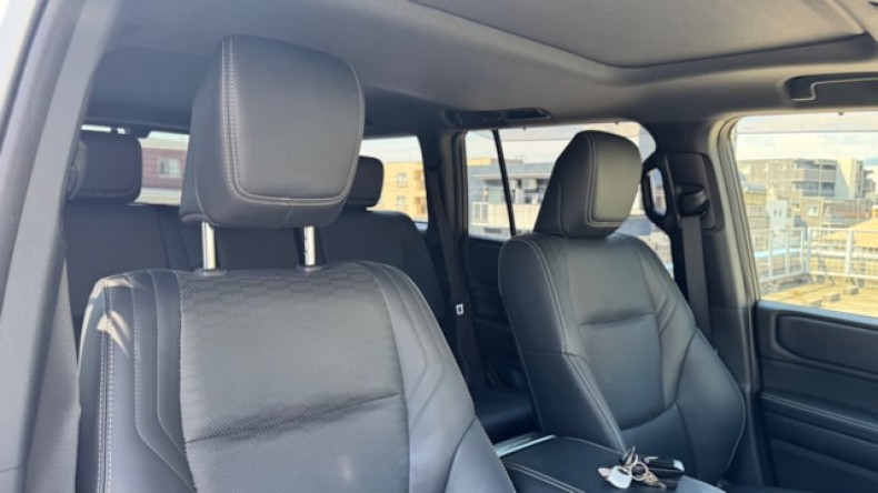 内装前方シート