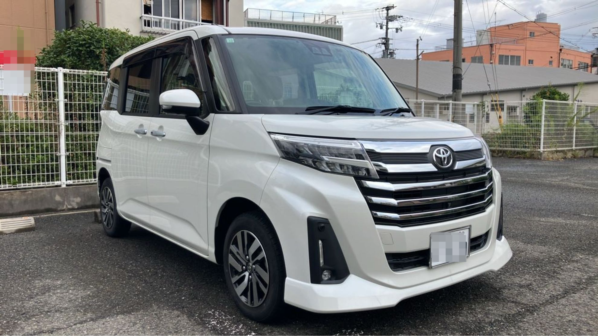 外装右前