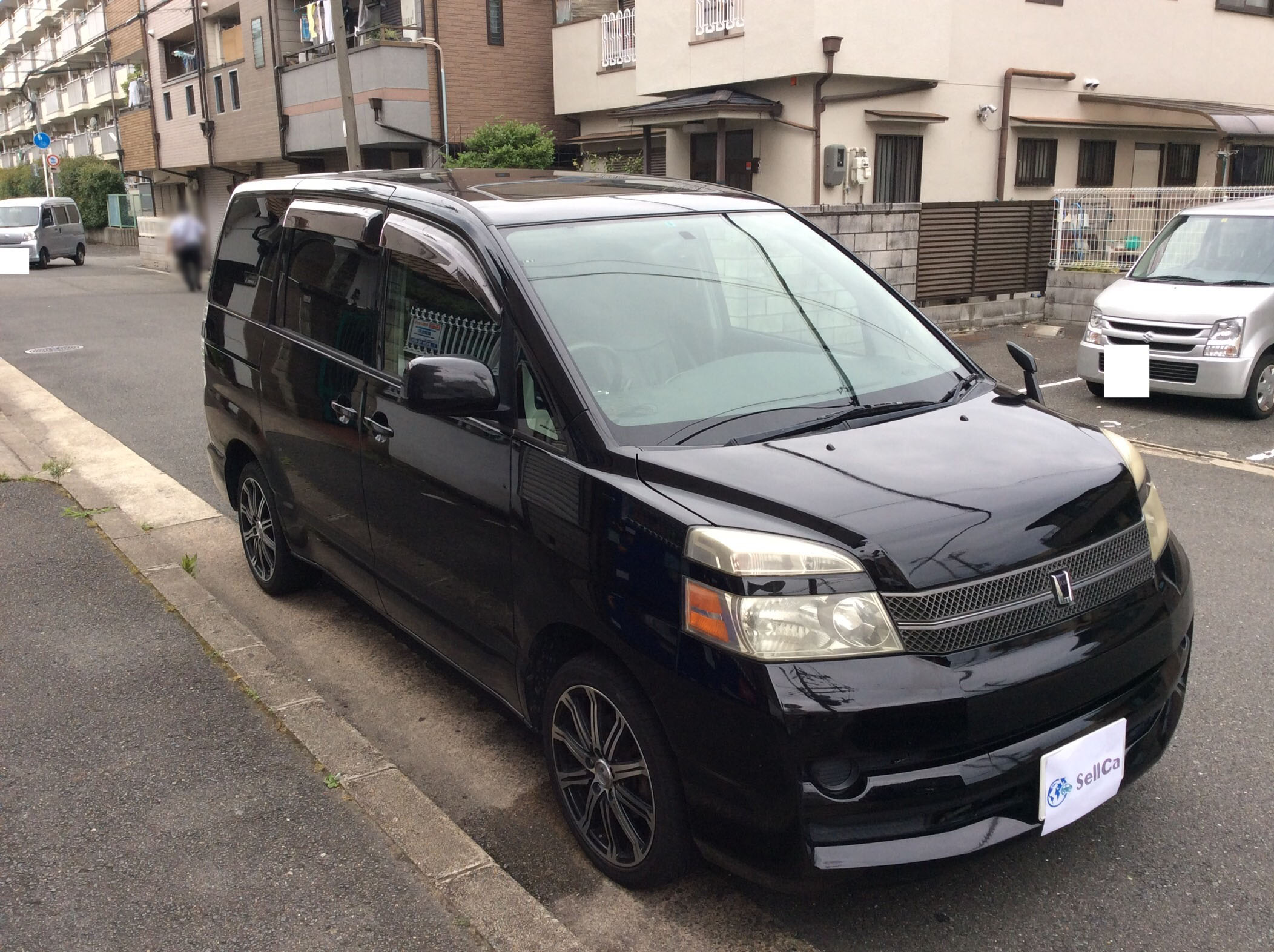 外装右前