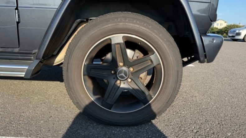 タイヤホイール前