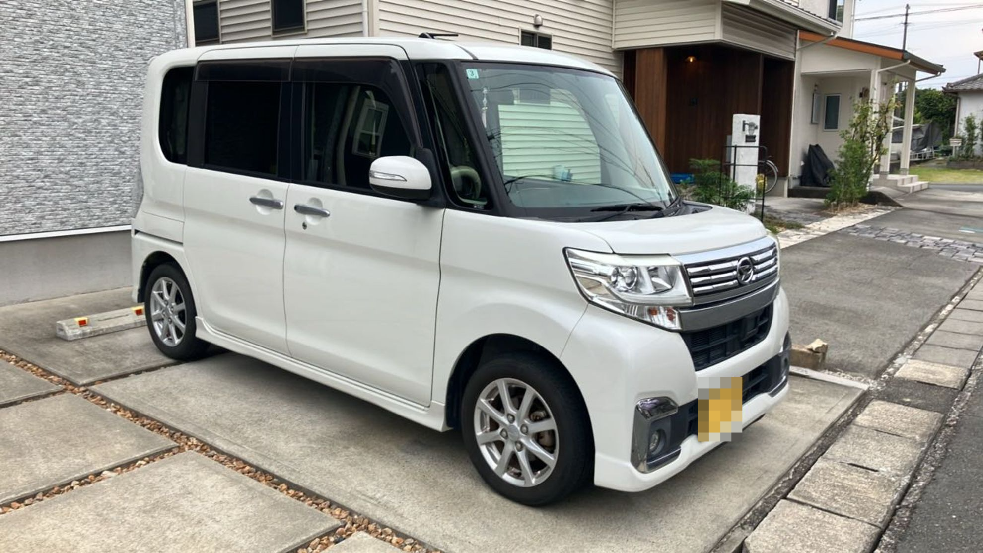 外装右前