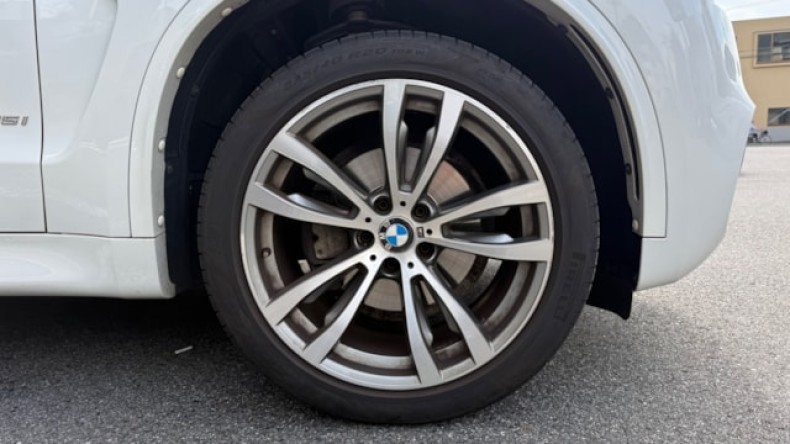 タイヤホイール後