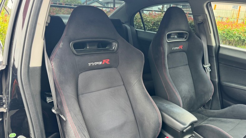 内装前方シート