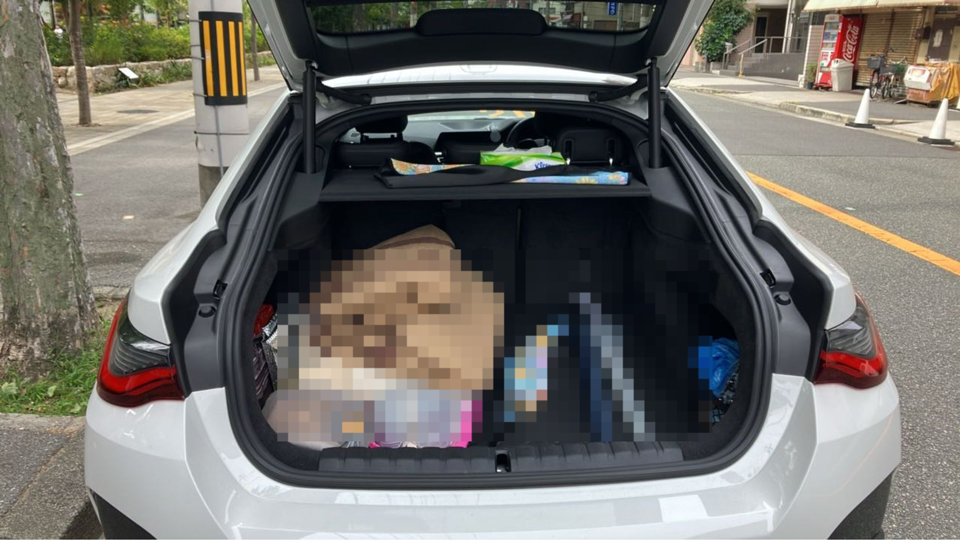 内装トランク