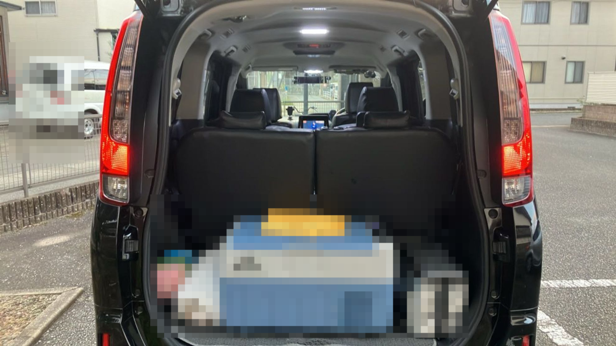 内装トランク