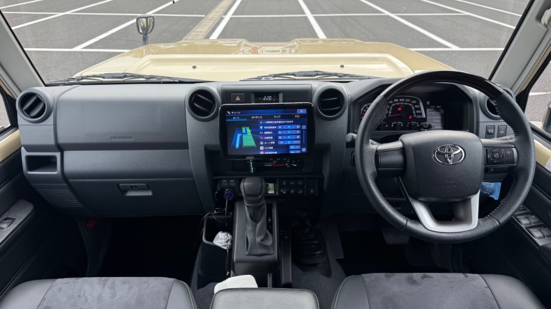 内装インパネ全体