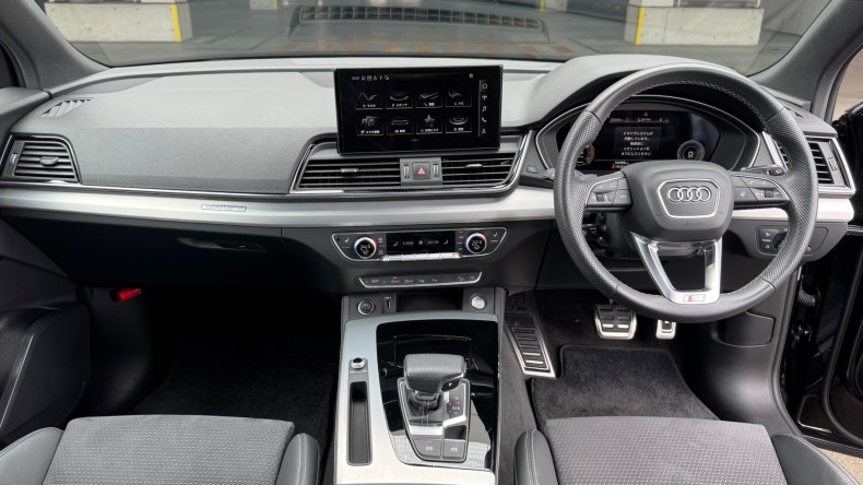 内装インパネ全体