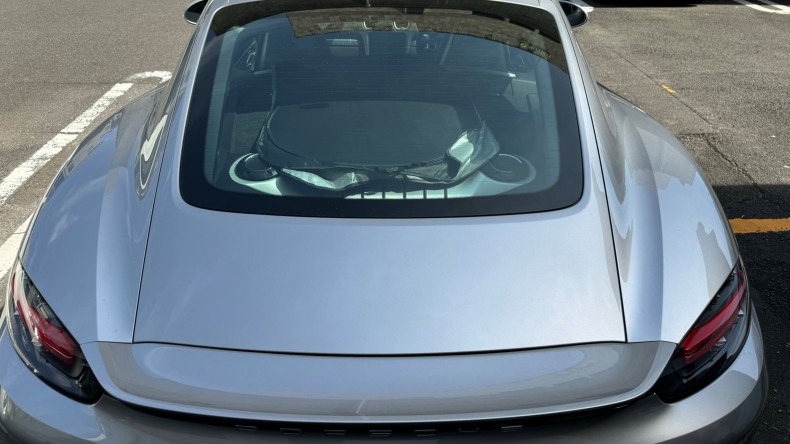 内装後方シート