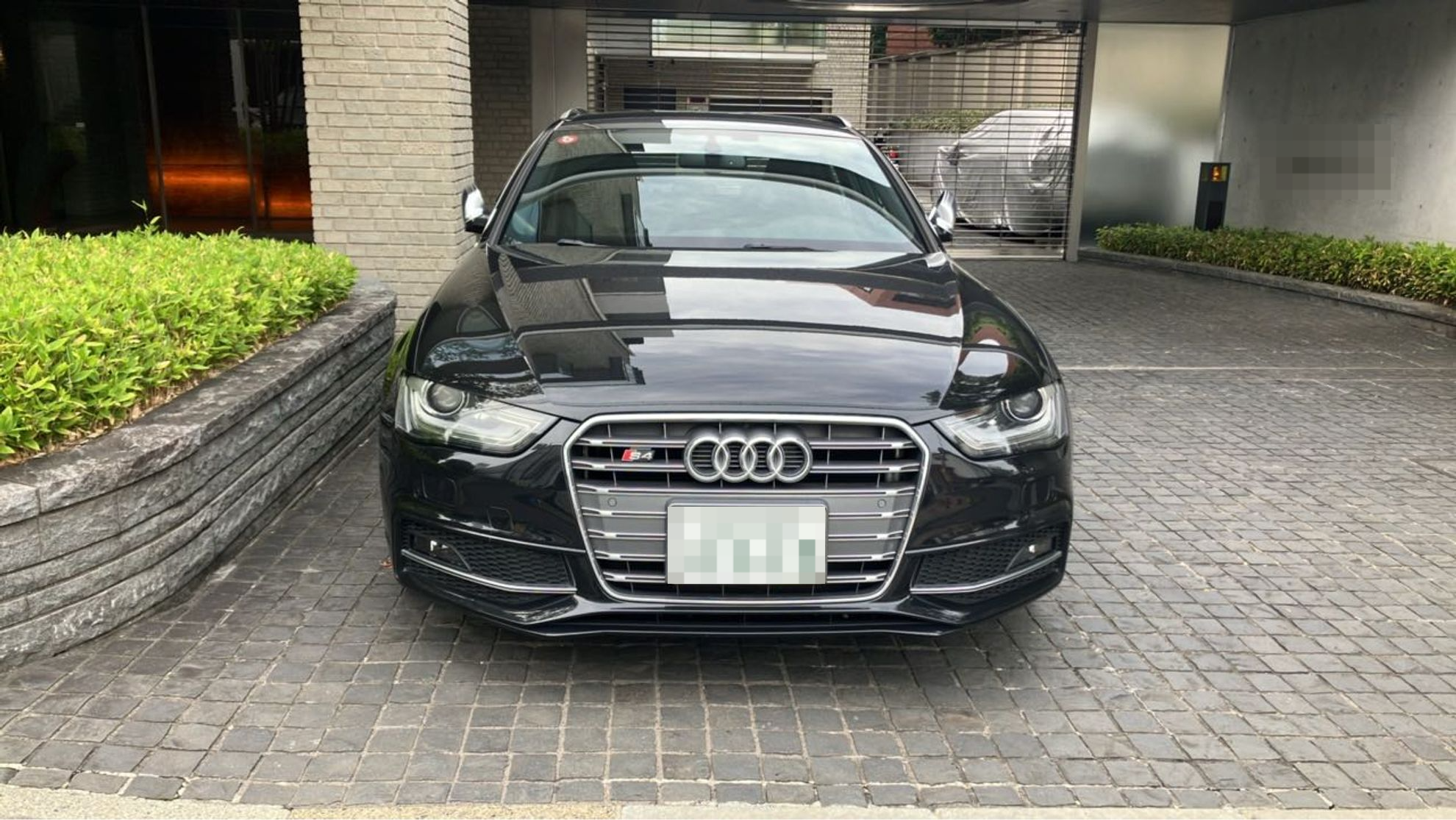 外装前方