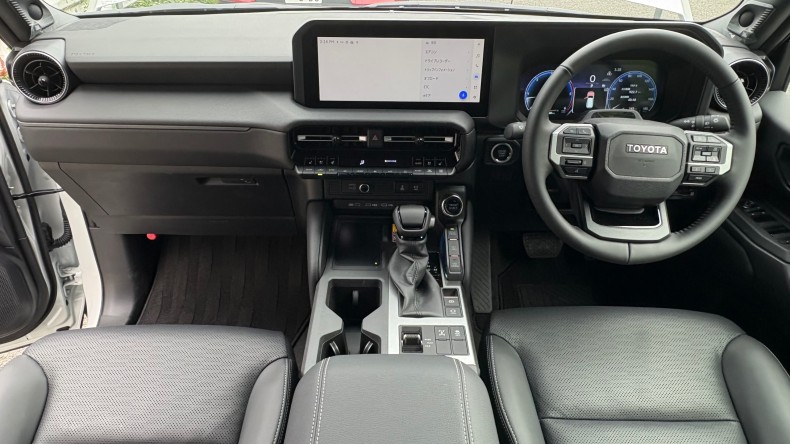 内装インパネ全体