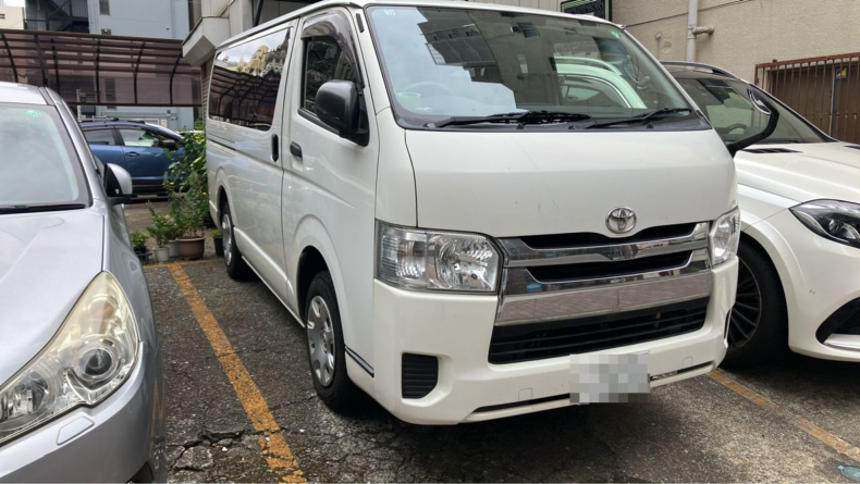 外装右前