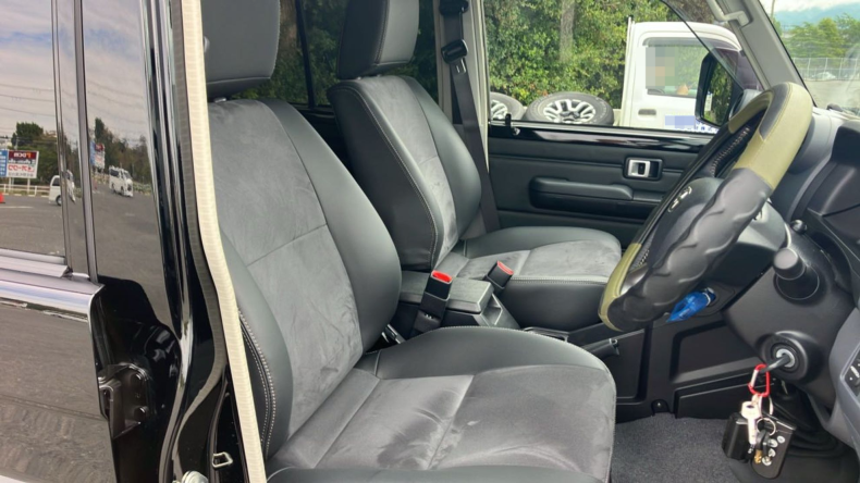 内装前方シート