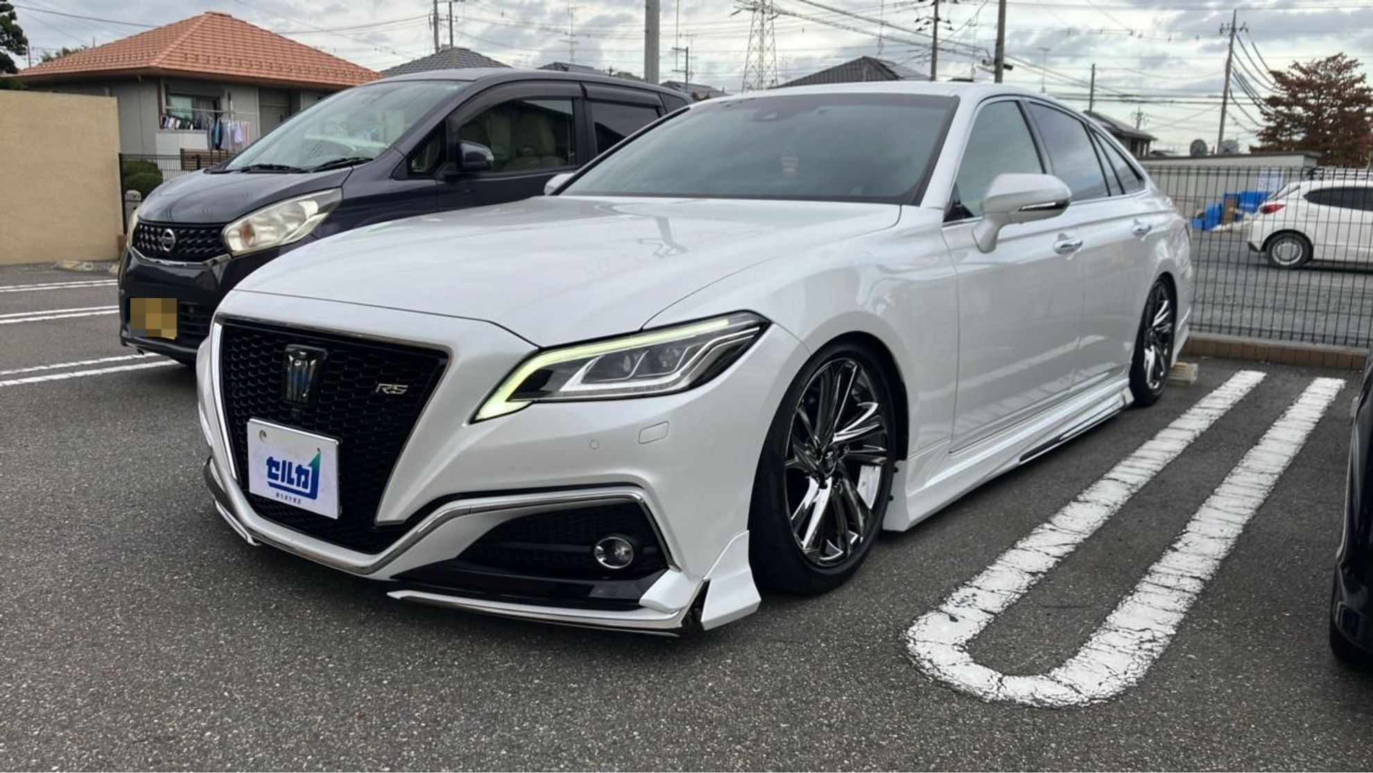 トヨタ クラウンハイブリッドの売買実績画像