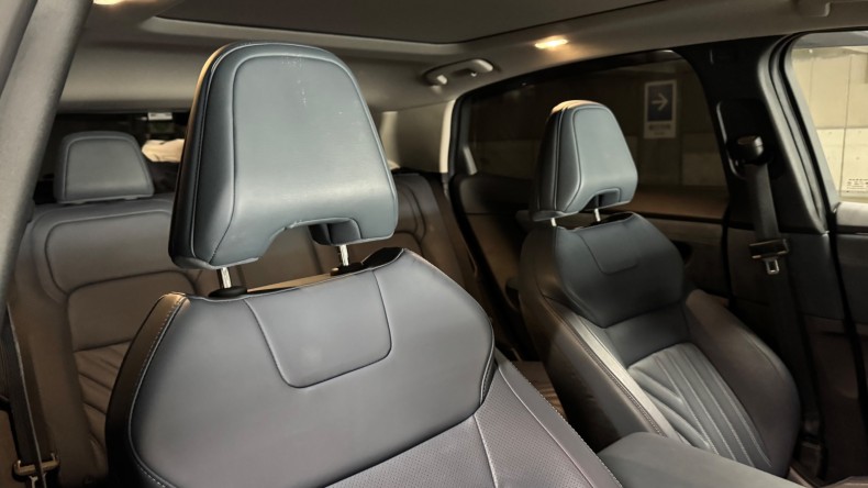 内装前方シート