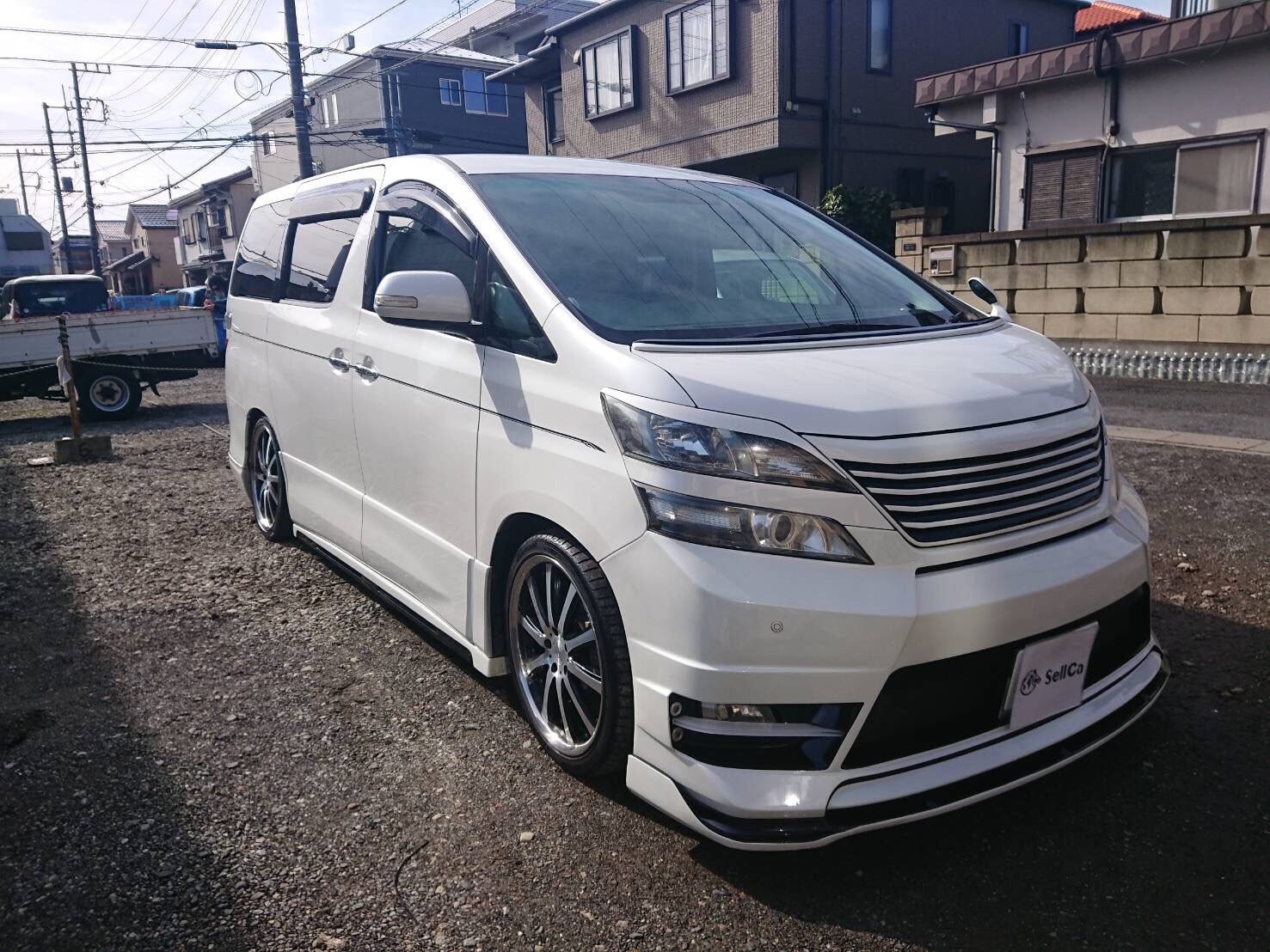 外装右前