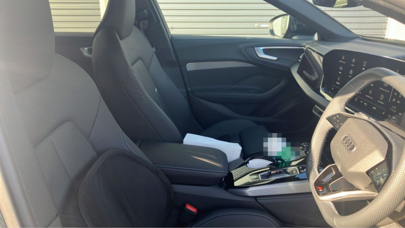 内装前方シート