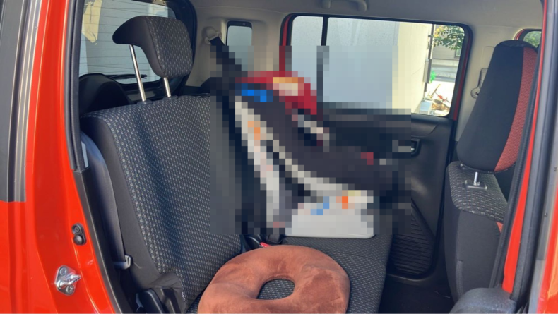 内装後方シート