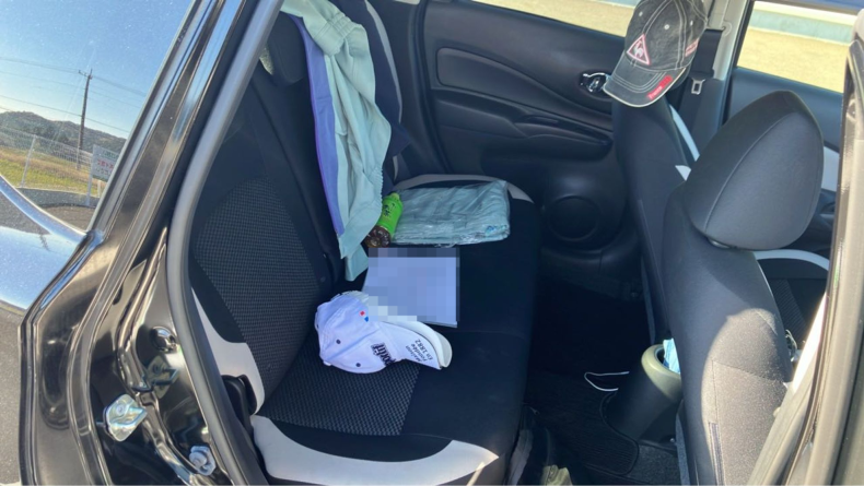 内装後方シート