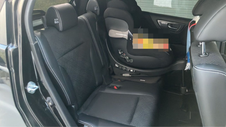 内装後方シート