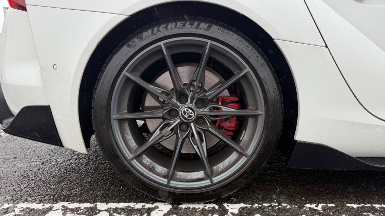 タイヤホイール後