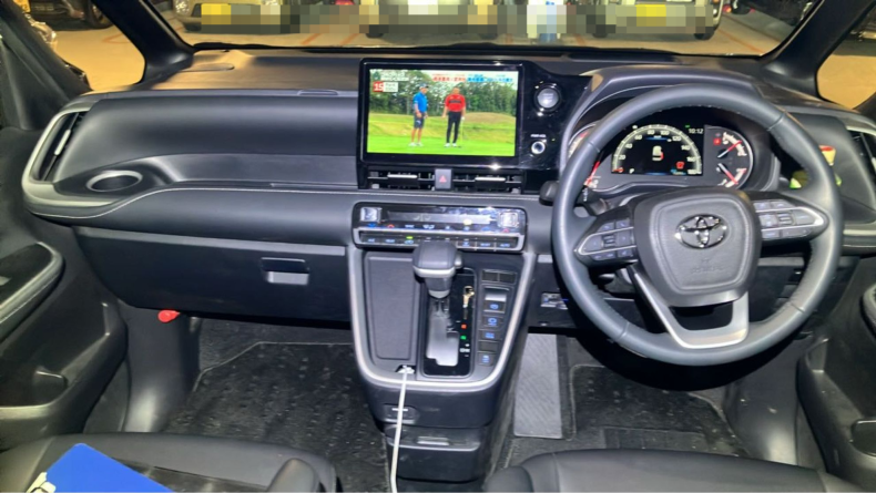 内装インパネ全体