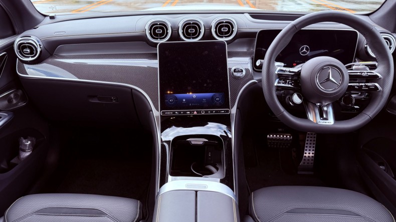 内装インパネ全体