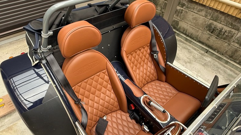 内装前方シート