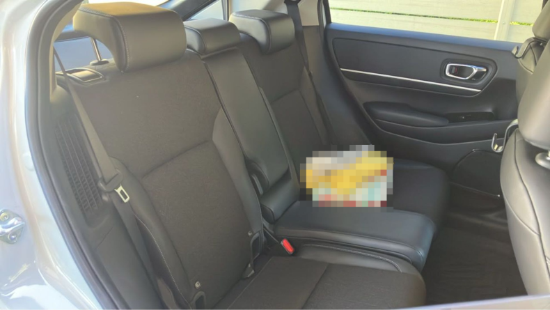 内装後方シート