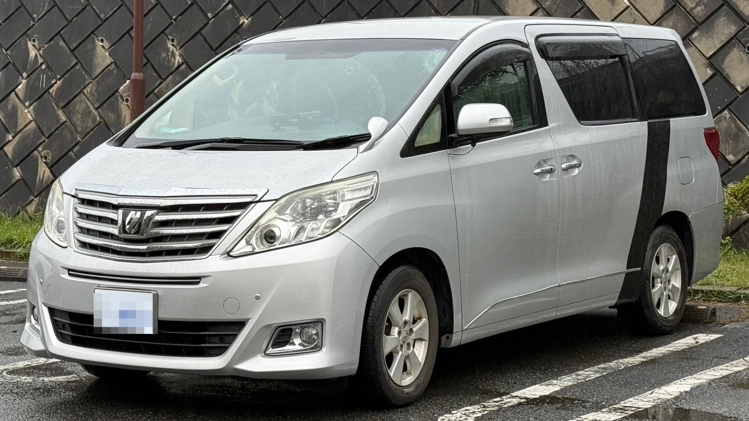 トヨタ アルファードの売買実績画像