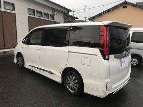 外装左後方