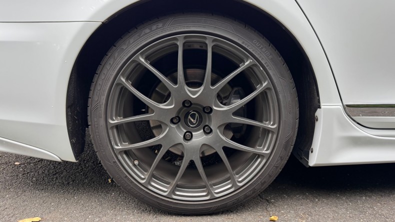 タイヤホイール後