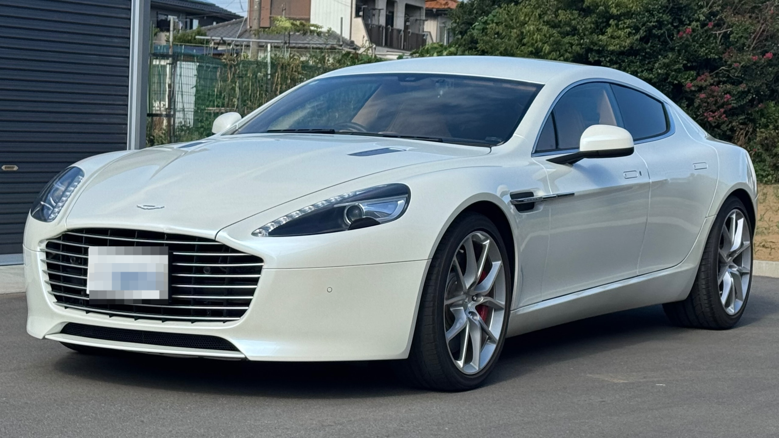 アストンマーティン ラピードの売買実績画像