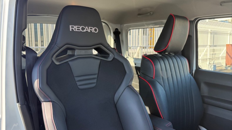 内装前方シート