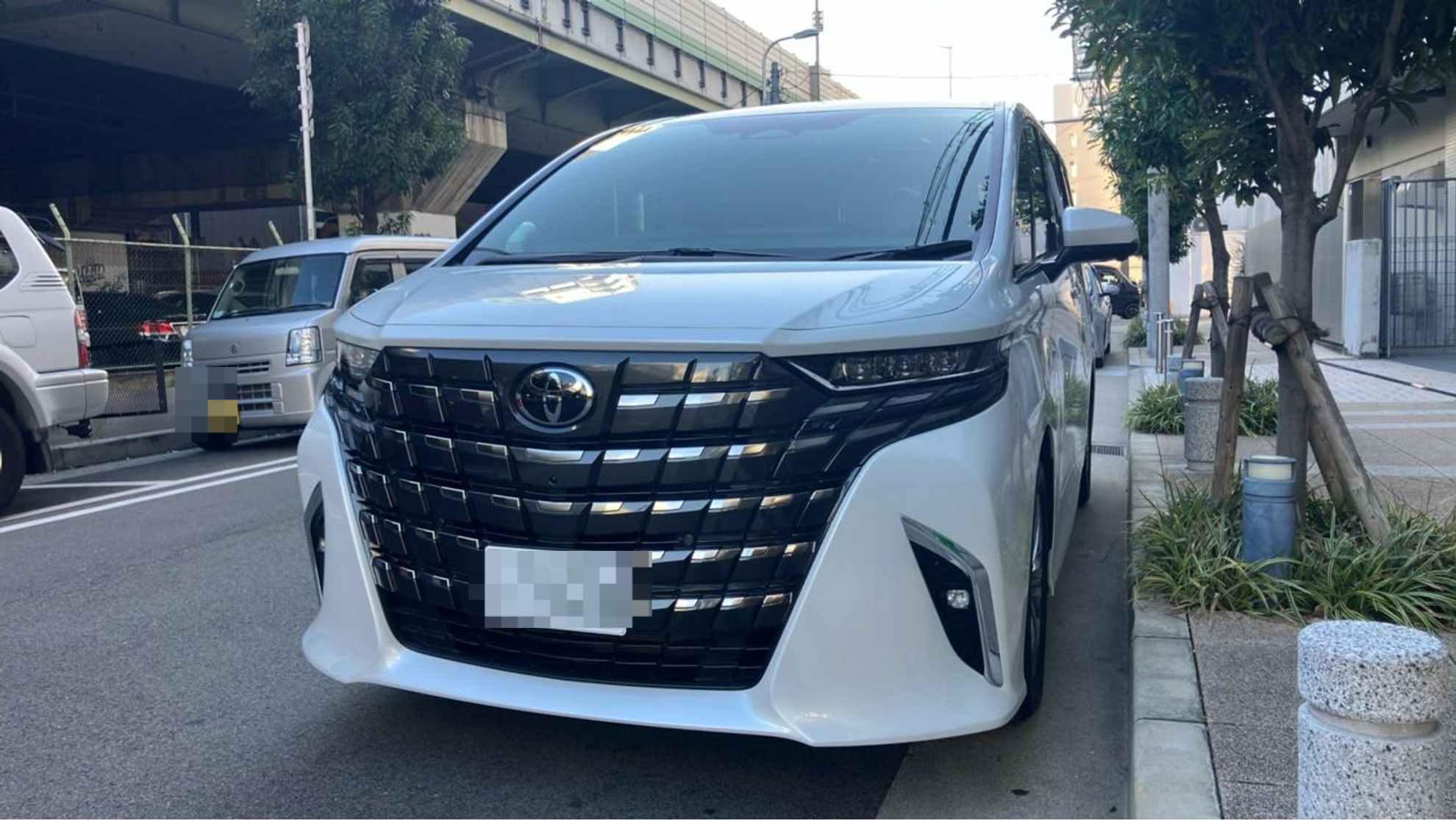 トヨタ アルファードハイブリッドの売買実績画像